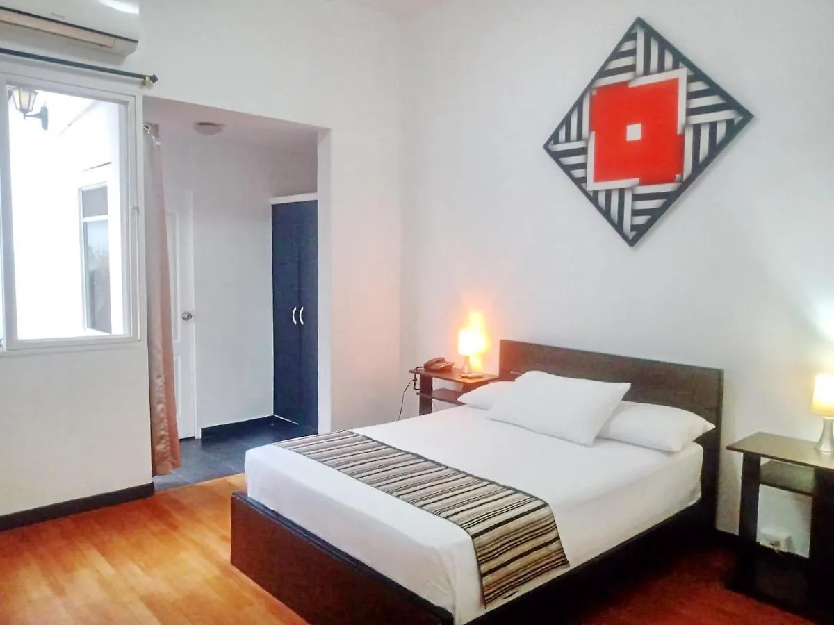 Hotel Torre Del Viento Cali 3*,